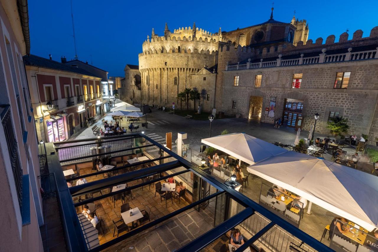 Hostal Restaurante Puerta Del Alcazar Ávila Екстериор снимка