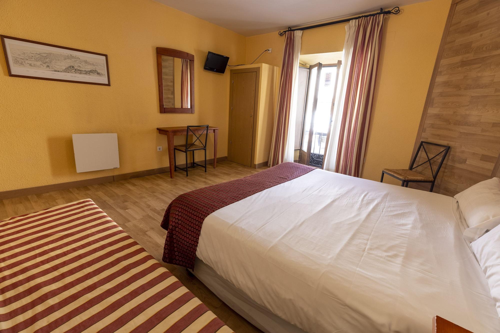 Hostal Restaurante Puerta Del Alcazar Ávila Екстериор снимка