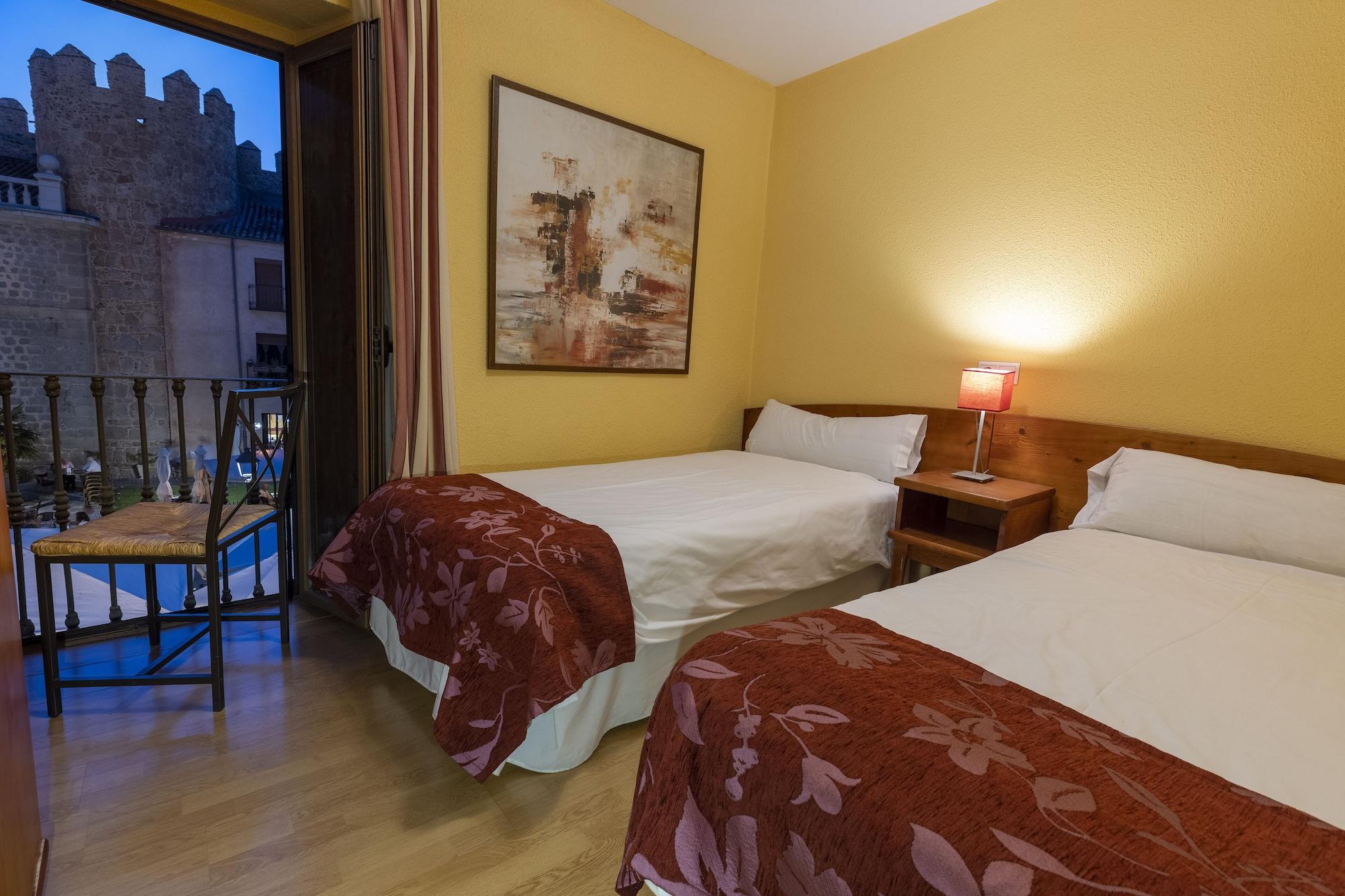 Hostal Restaurante Puerta Del Alcazar Ávila Екстериор снимка